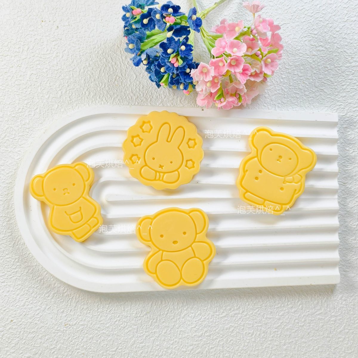 Cute 3D Press Cookie Mold with - Home Improvement Kids review and price